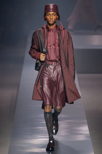 Look 20